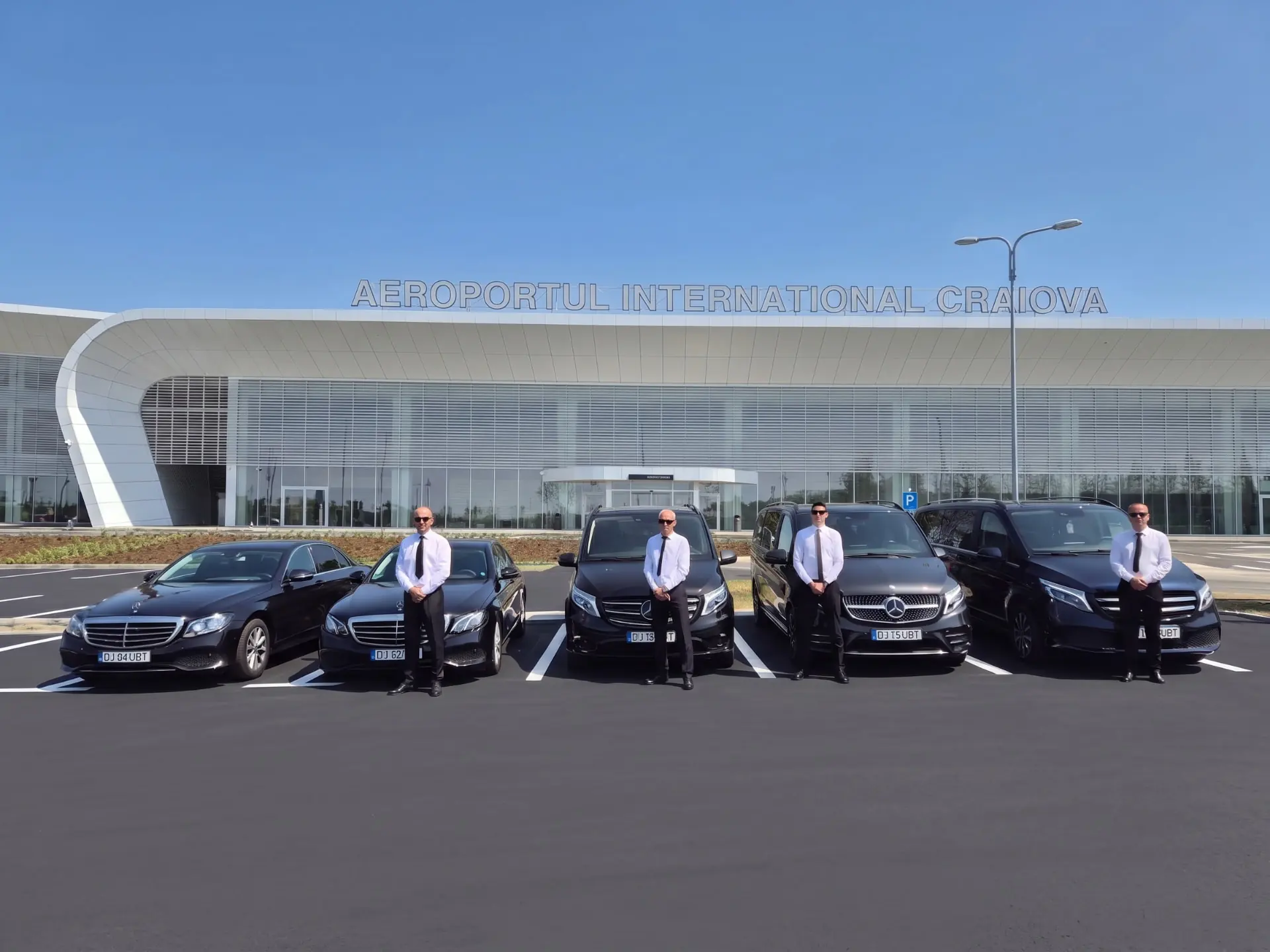 Flota UBT de Mercedes cu șoferi la Aeroportul Internațional Craiova